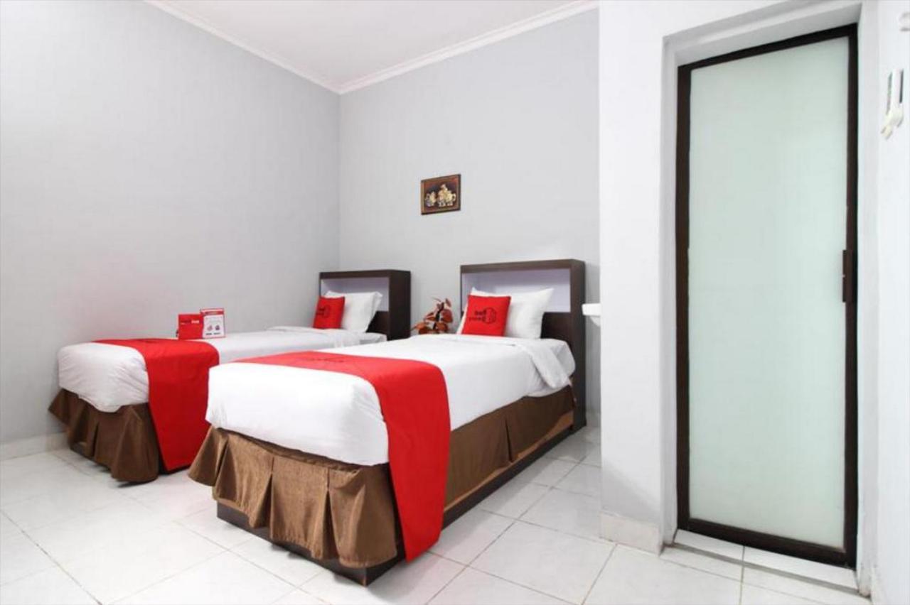 Reddoorz Plus @ Hotel Star 88 Tugu Dış mekan fotoğraf