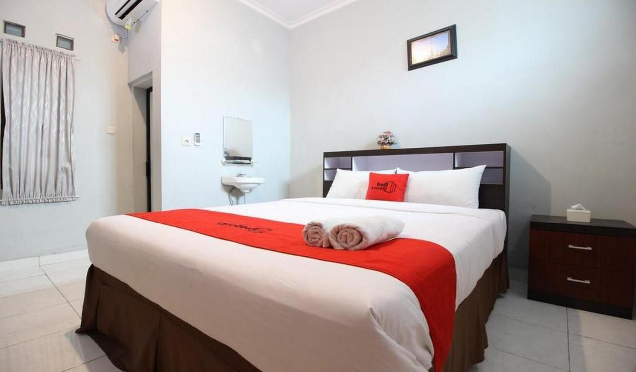 Reddoorz Plus @ Hotel Star 88 Tugu Dış mekan fotoğraf